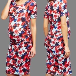 ISABELLA OLIVER for Pea in the pod bump fitting bright floral ruched midi dress